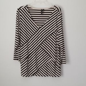 Allie &Rob black and cream striped top XL